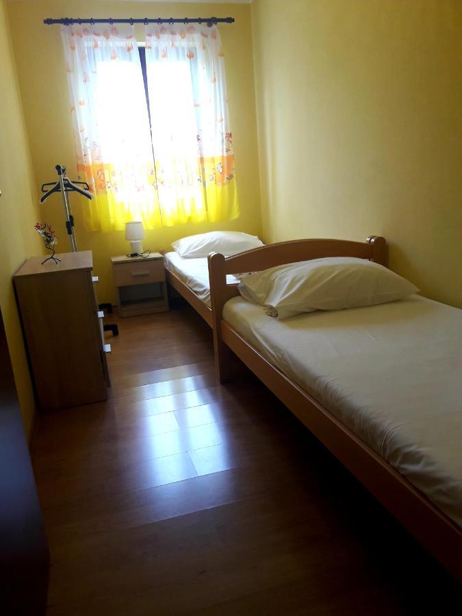 Apartments Angela Žbandaj Buitenkant foto